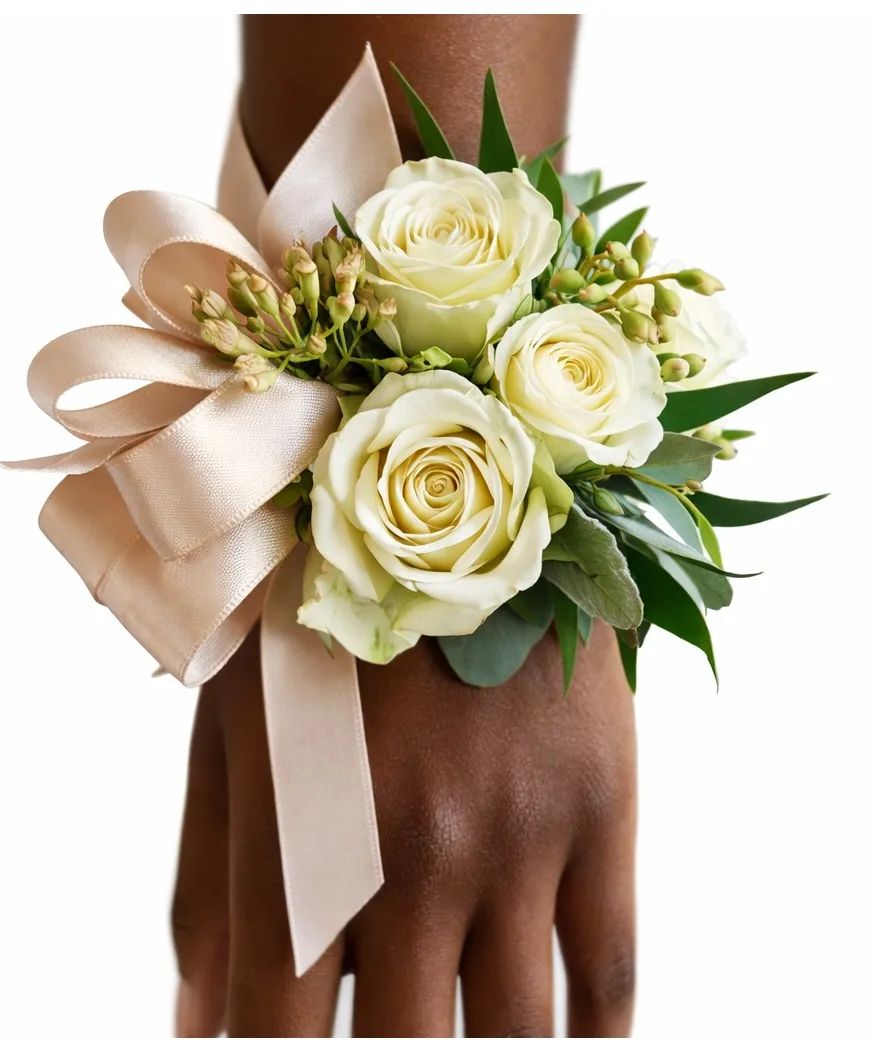 (3) Sweetheart Rose Deluxe Corsage