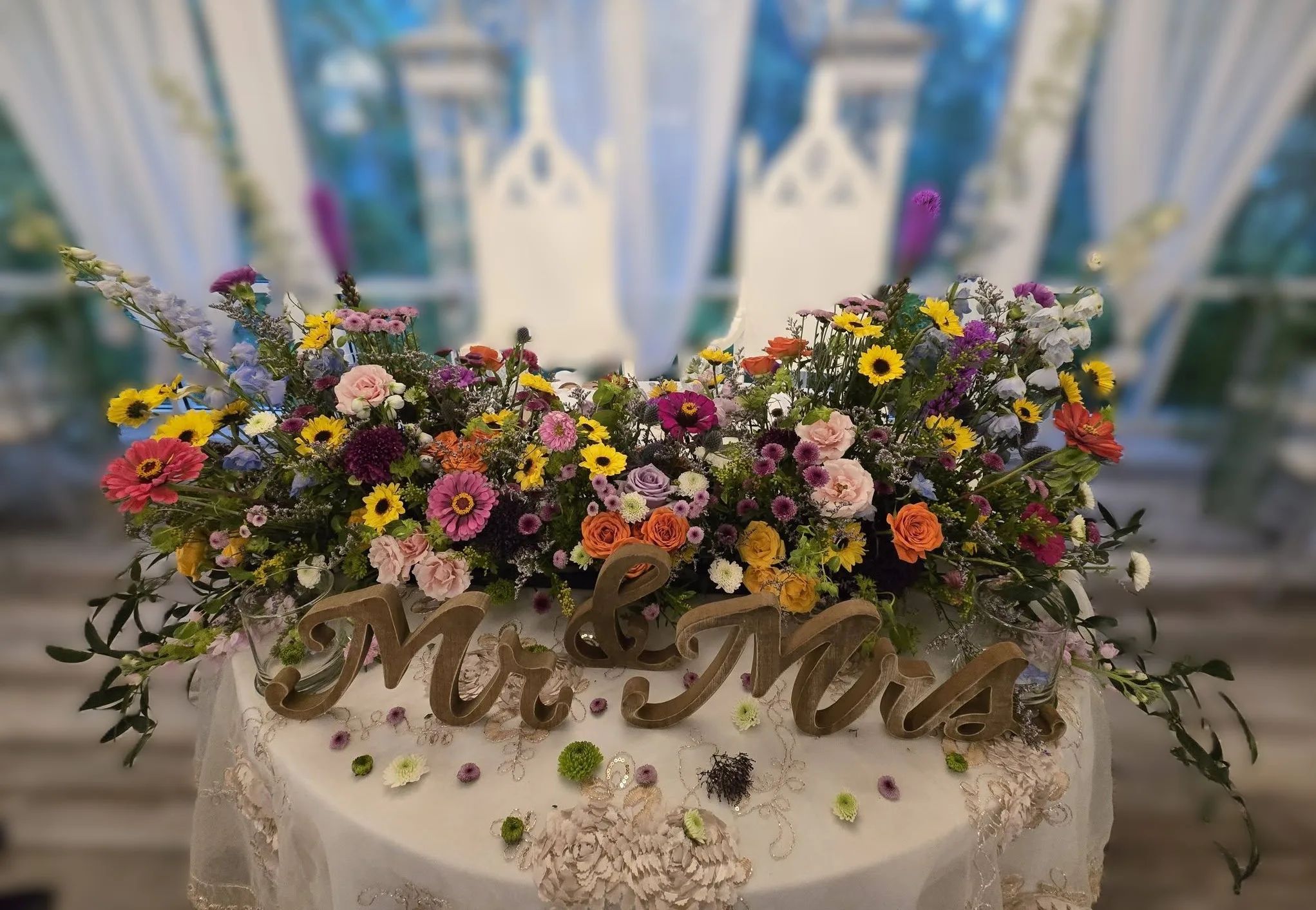 Spring Flowers Sweetheart Table