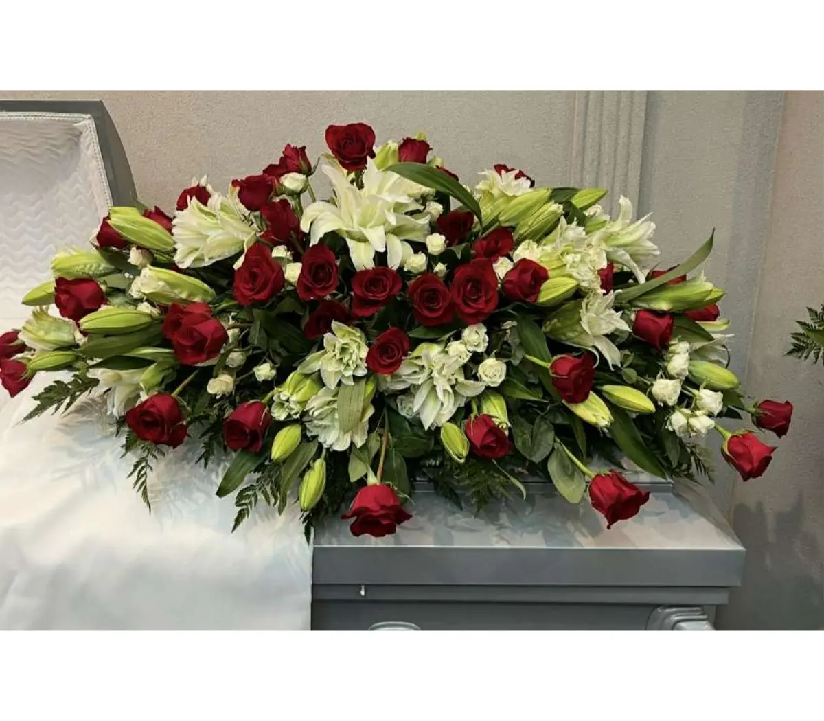 Rose Casket Spray Rose Casket Spray