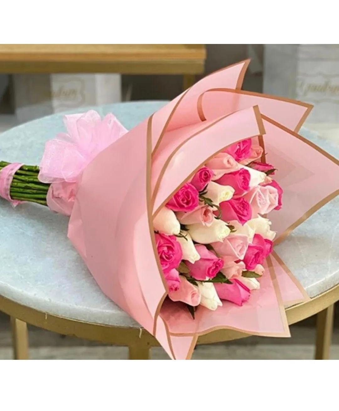 24 ROSES WHITHE AND PINK 24 ROSES WHITHE AND PINK