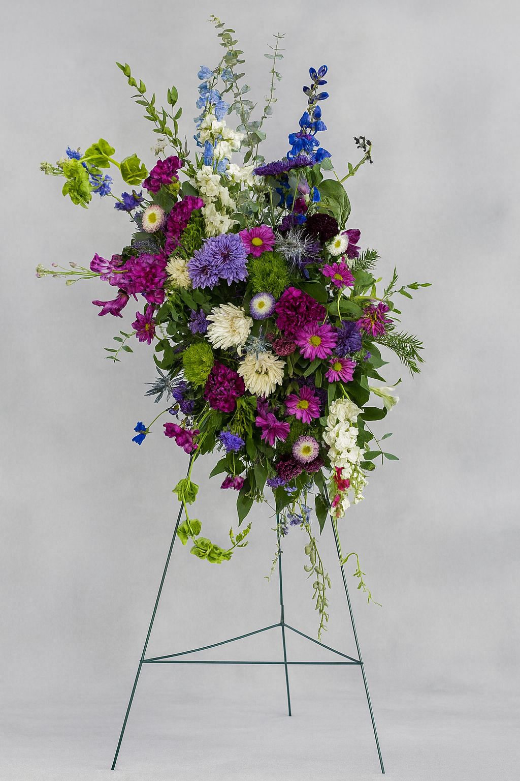 Blue purple and white easel spray Blue purple and white easel spray