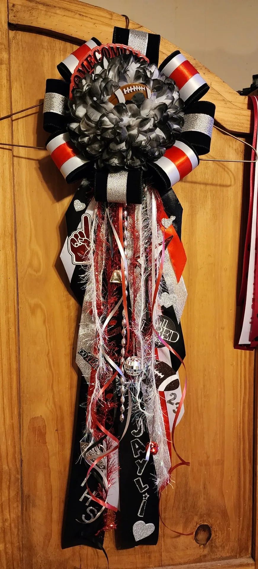 Homecoming Mum - Medium