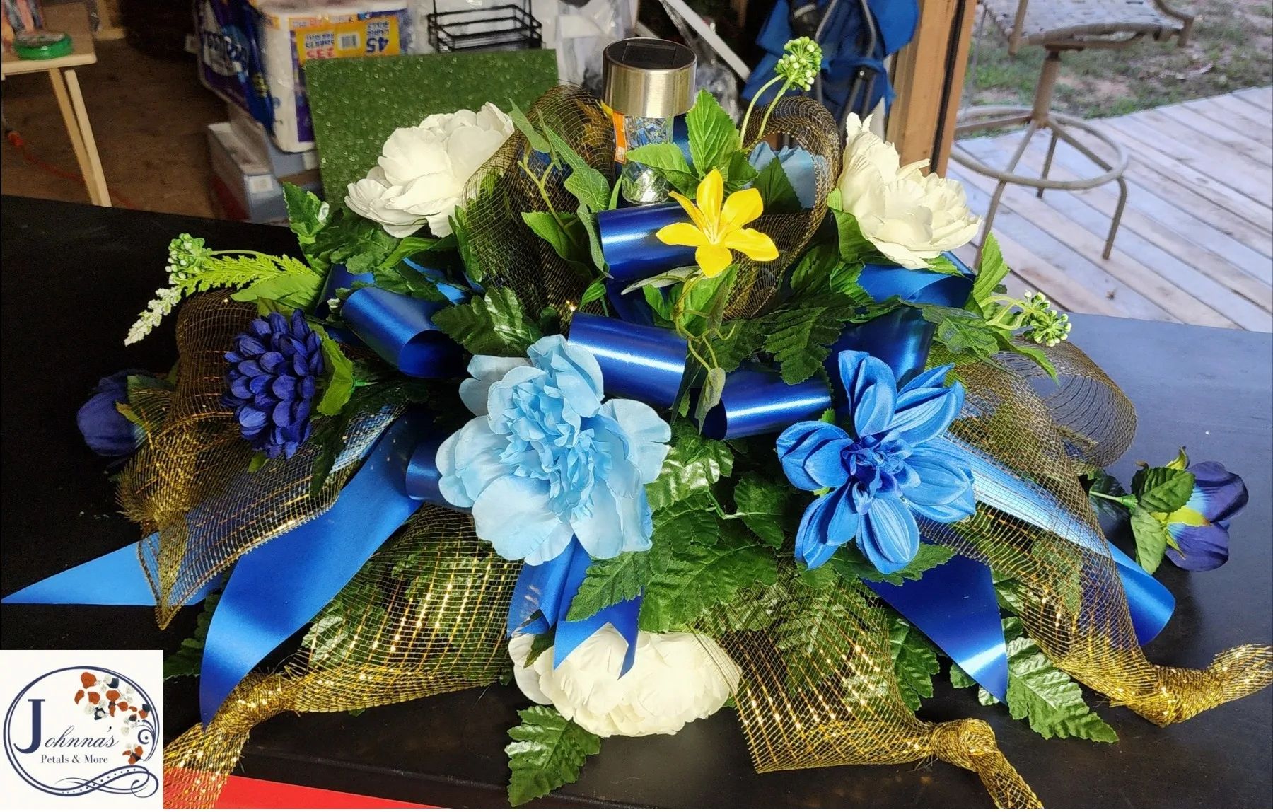 Blue & Gold Silk Spray on brick w/solar
