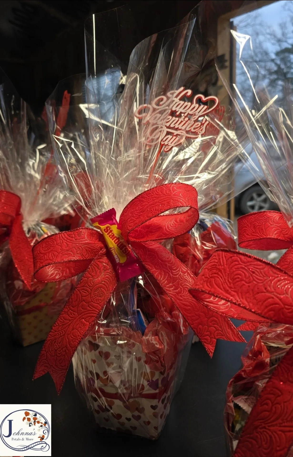 Valentine's Snack/Candy Basket Valentine's Snack/Candy Basket