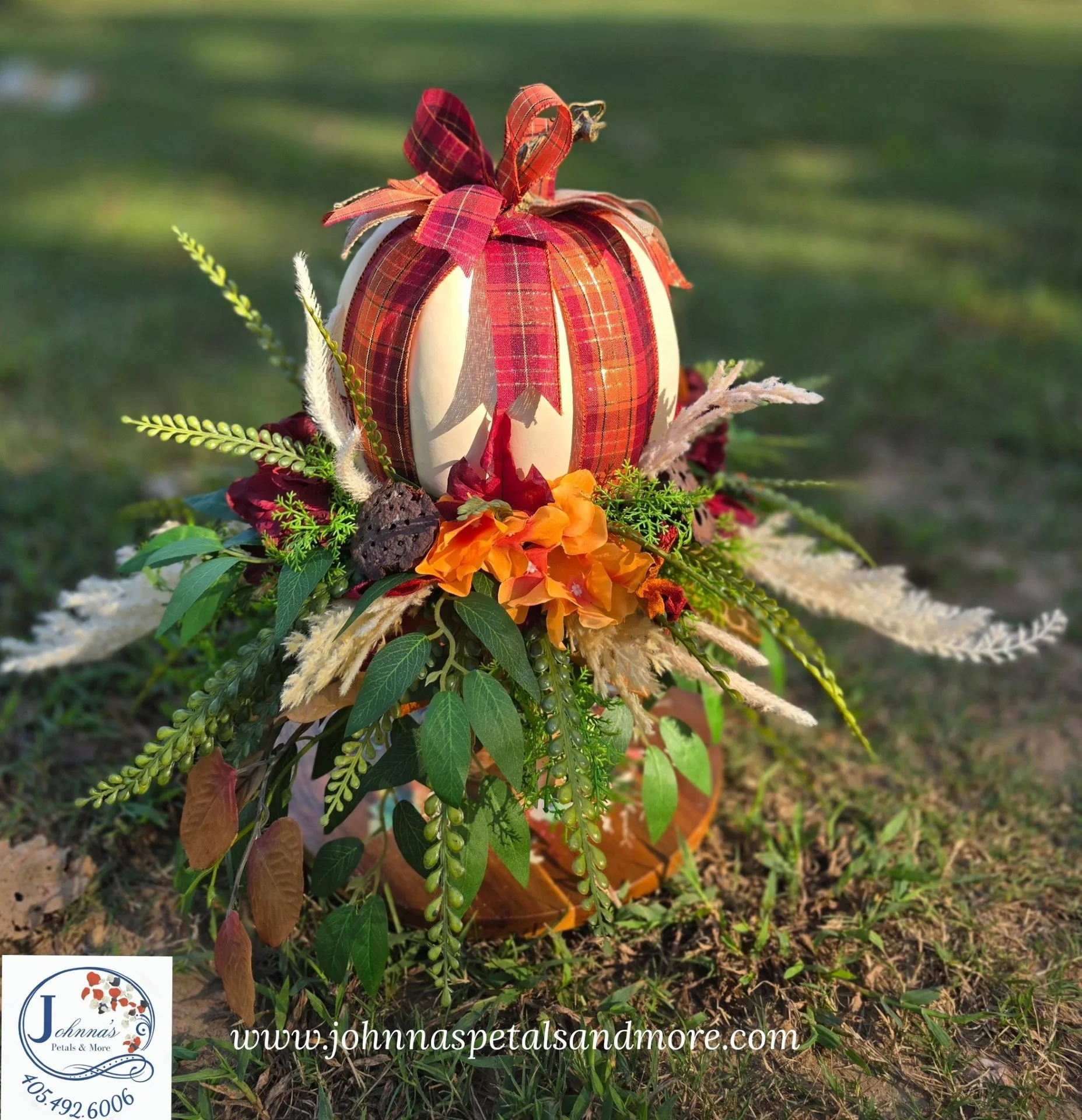 'Plaid Pumpkin' Centerpiece on Candle Holder 'Plaid Pumpkin' Centerpiece on Candle Holder
