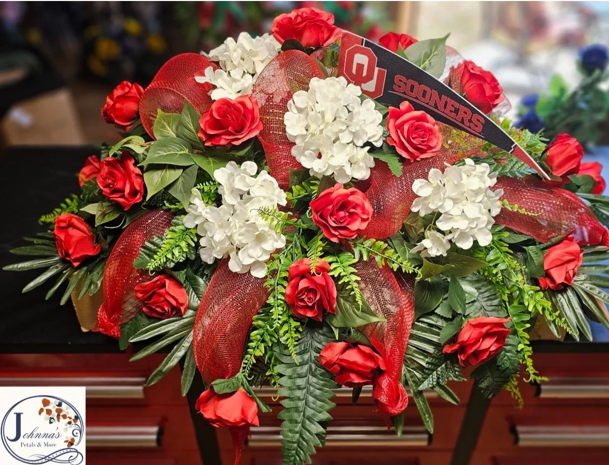 Silk OU Themed Casket Spray