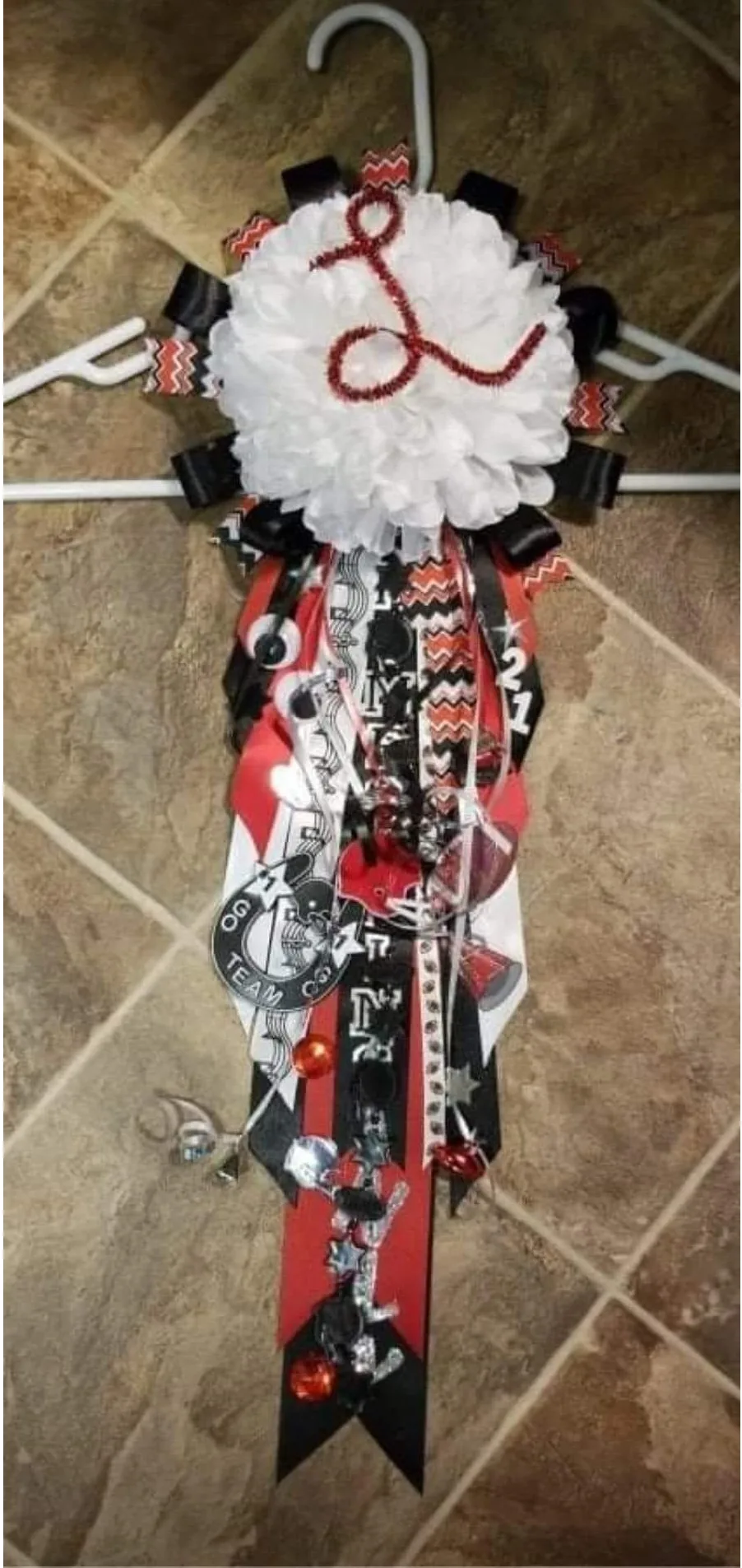 Homecoming Mum - Small Homecoming Mum - Small