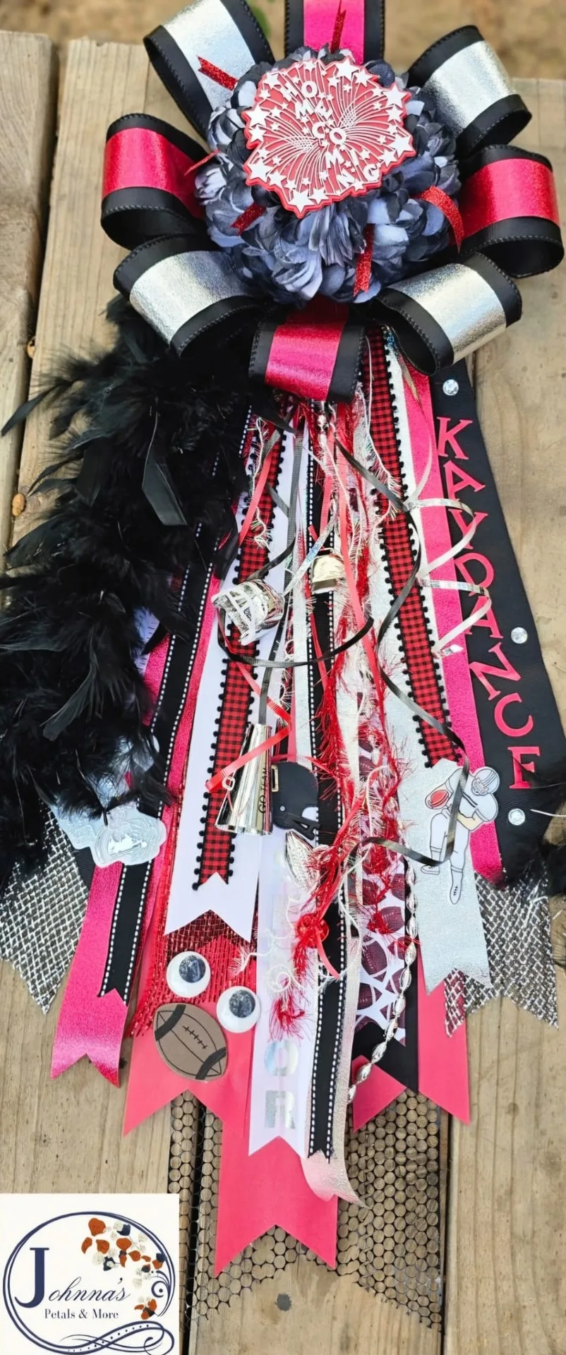 Homecoming Mum - Large Homecoming Mum - Large