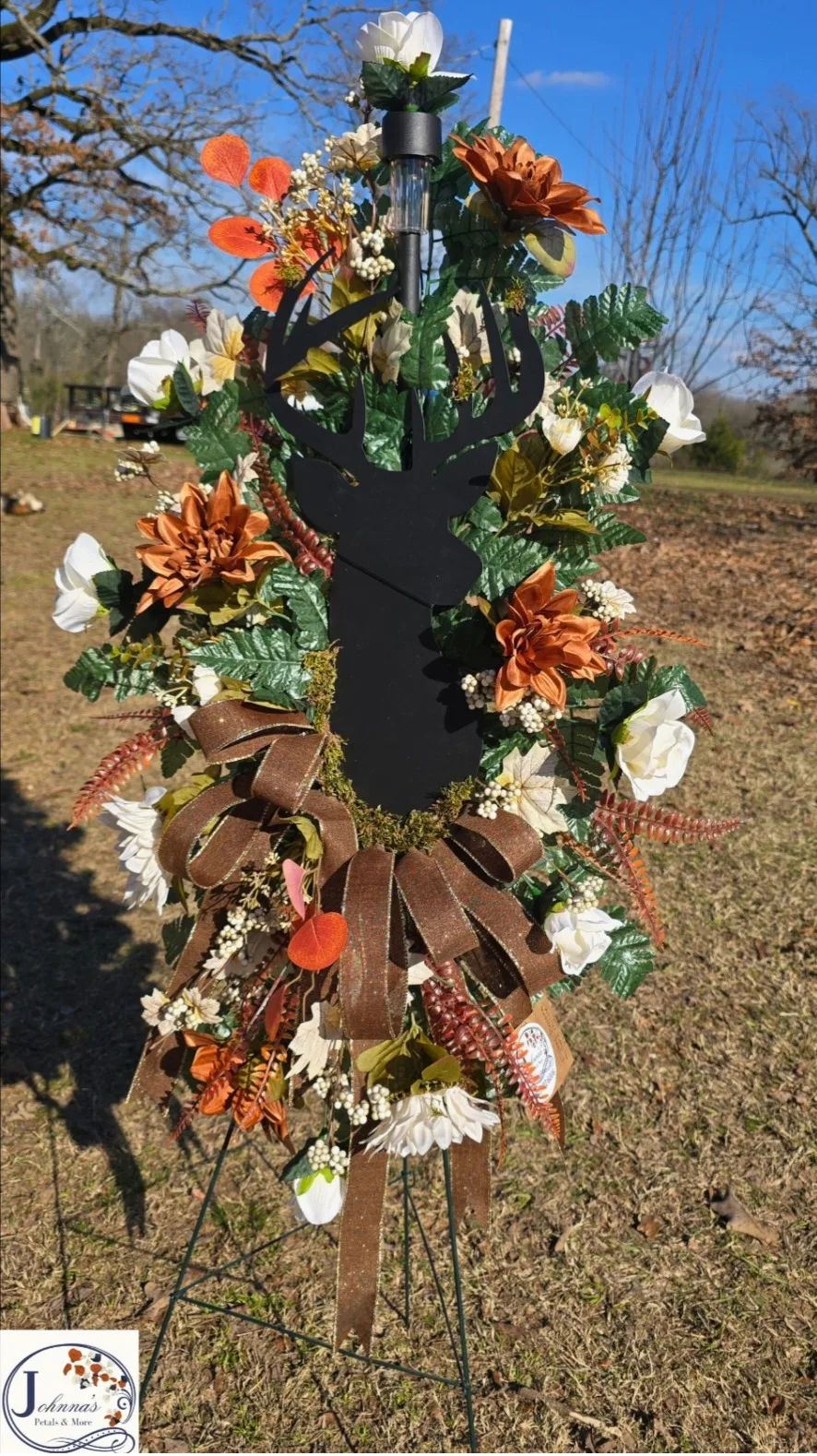 Hunter's Special with solar light Silk Arrangement