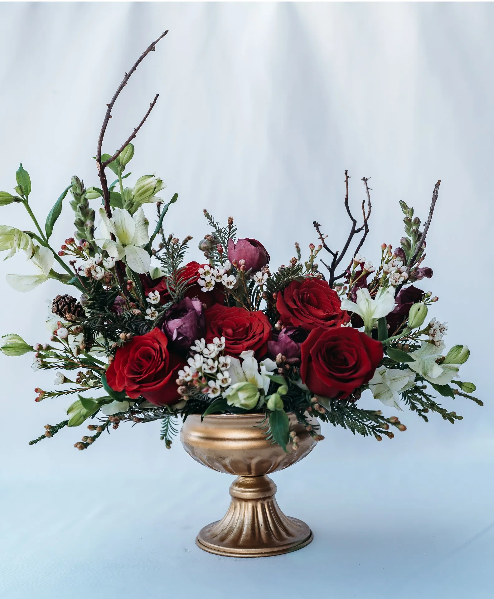 Crimson Noel Vase Arrangement Crimson Noel Vase Arrangement