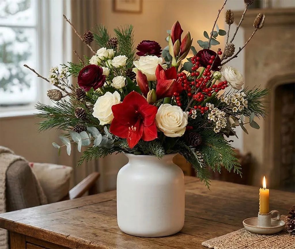 Florist’s Choice Winter Seasonal Mixed Bouquet