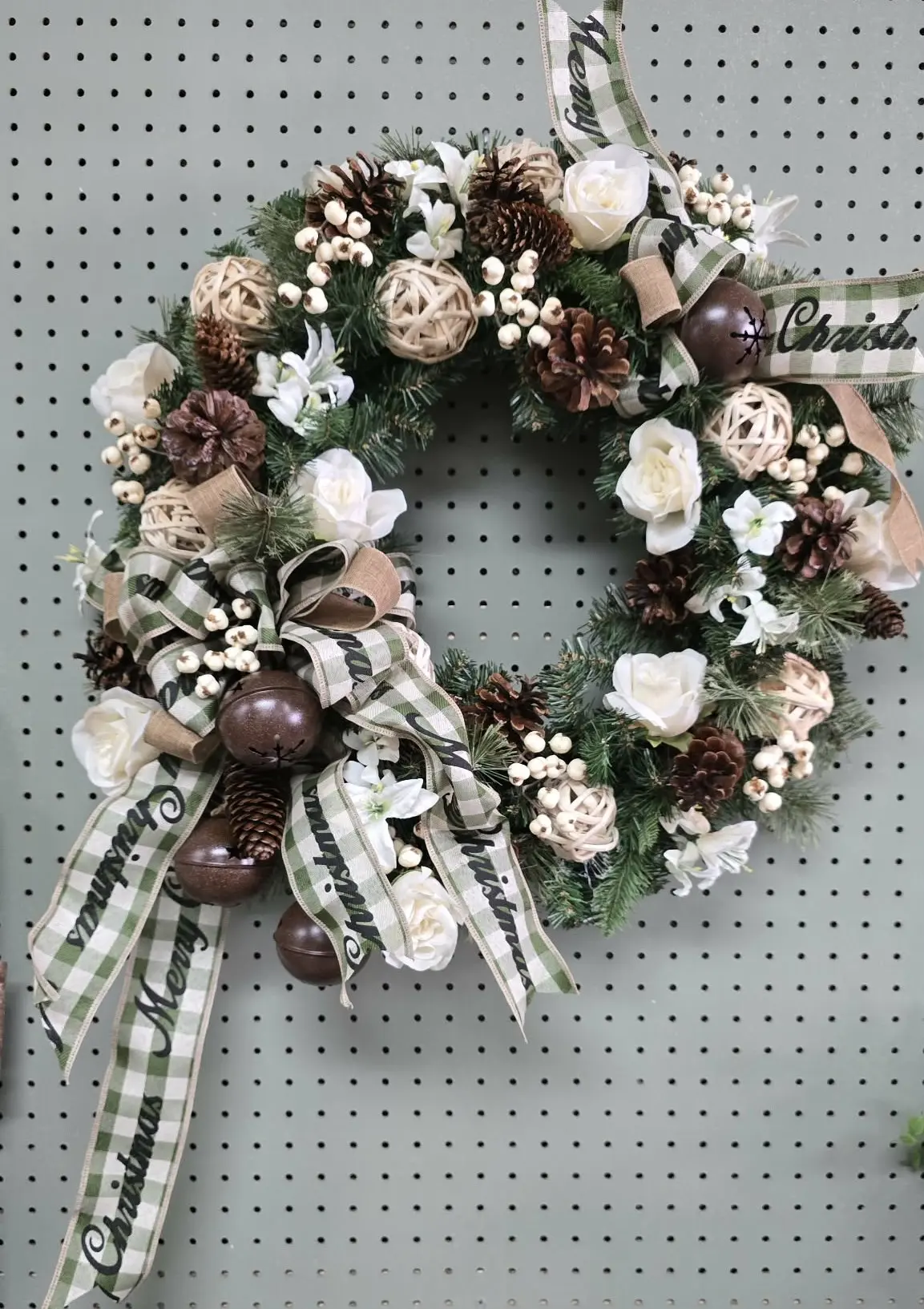 Merry Christmas Wreath with 3 Bells Merry Christmas Wreath with 3 Bells