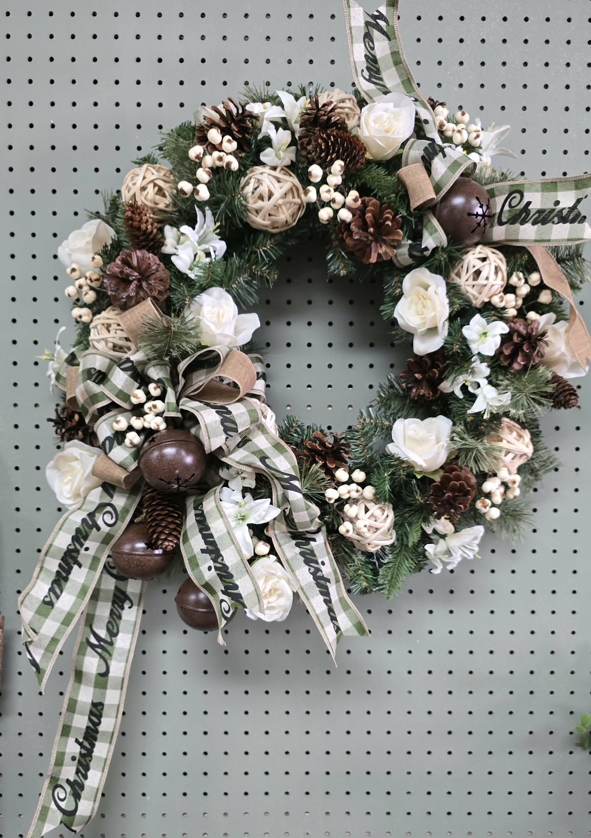 Merry Christmas Wreath with 3 Bells Merry Christmas Wreath with 3 Bells