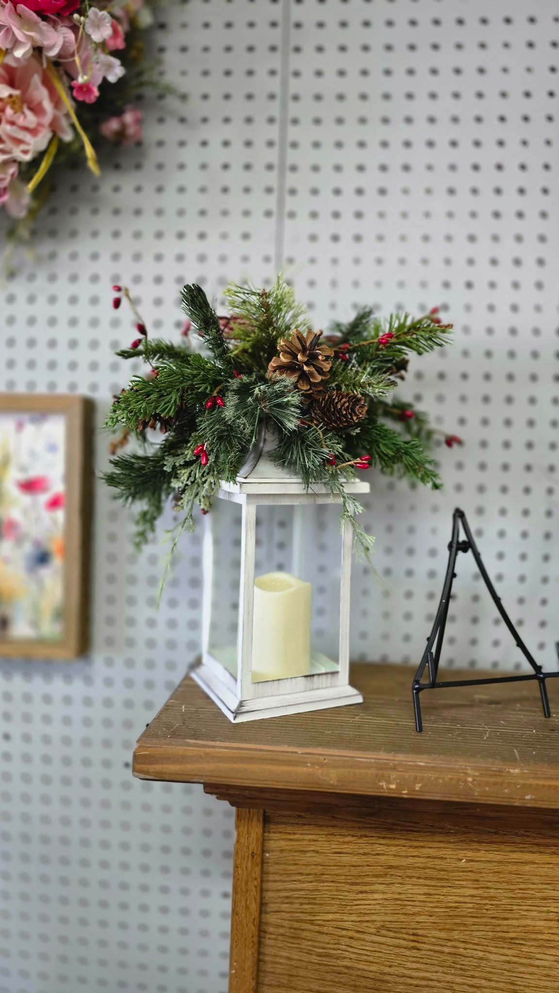 White Lantern with Christmas Pinecones White Lantern with Christmas Pinecones