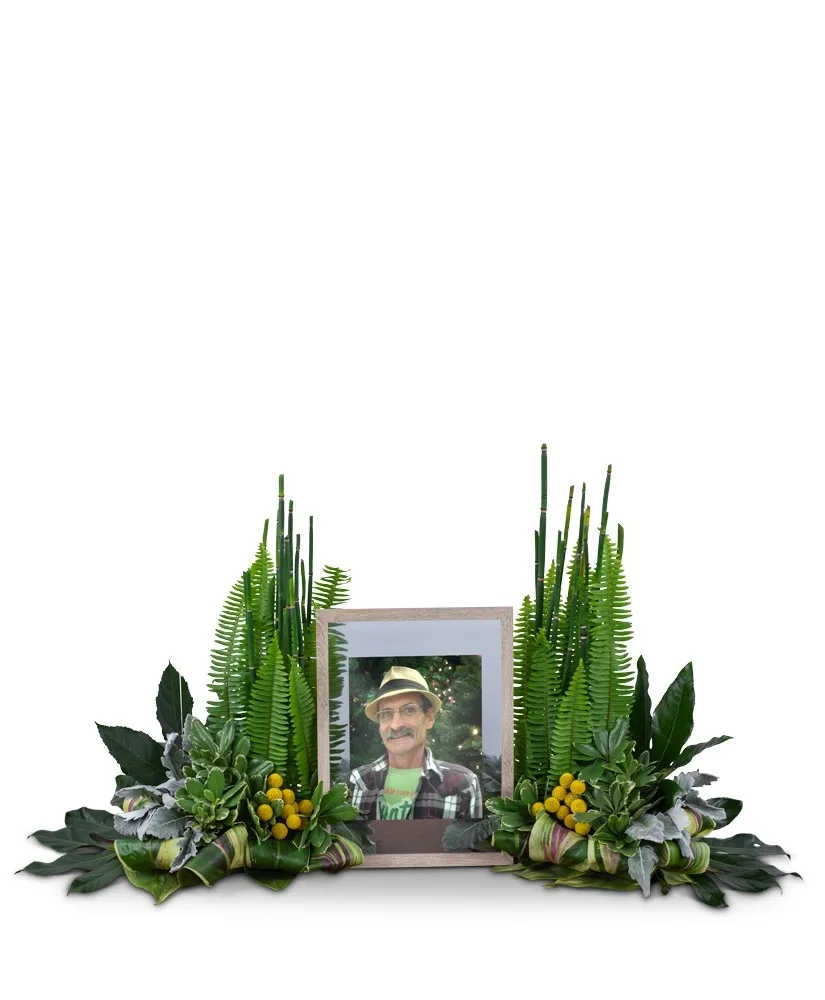 Surrounded In Nature Sympathy Arrangement Surrounded In Nature Sympathy Arrangement