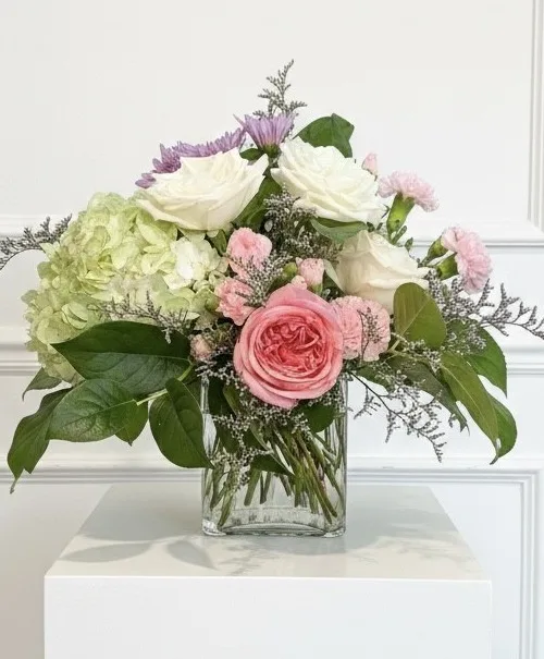 My Endless Love Soft, Pastel Colors of Mixed Blooms My Endless Love Soft, Pastel Colors of Mixed Blooms