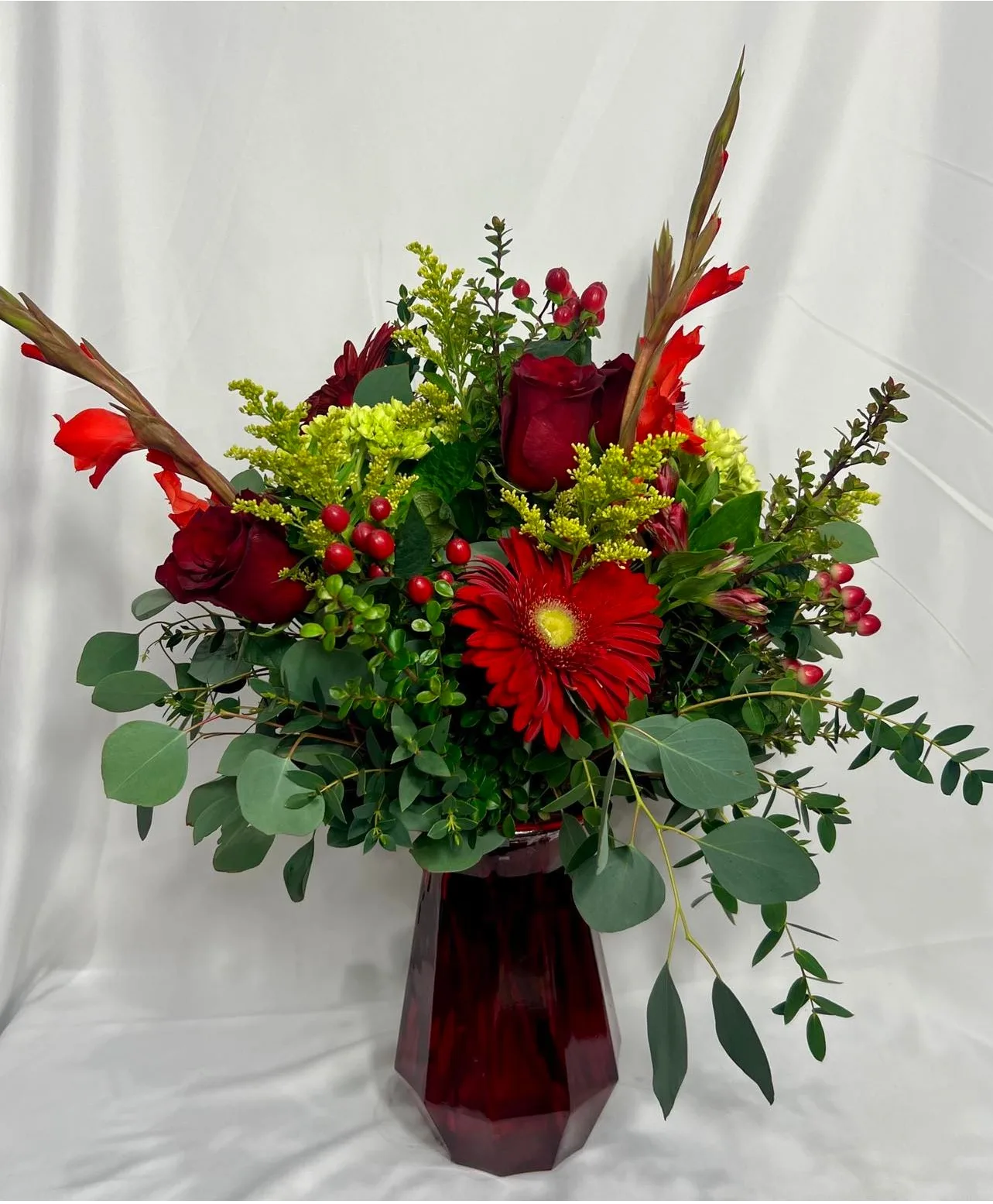 Velvet Romance Vase Arrangement Velvet Romance Vase Arrangement